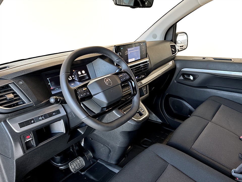 Bild på Citroën Jumpy Business 150hk Aut L3 - EDITION! SERVICE & V-HJUL INGÅR