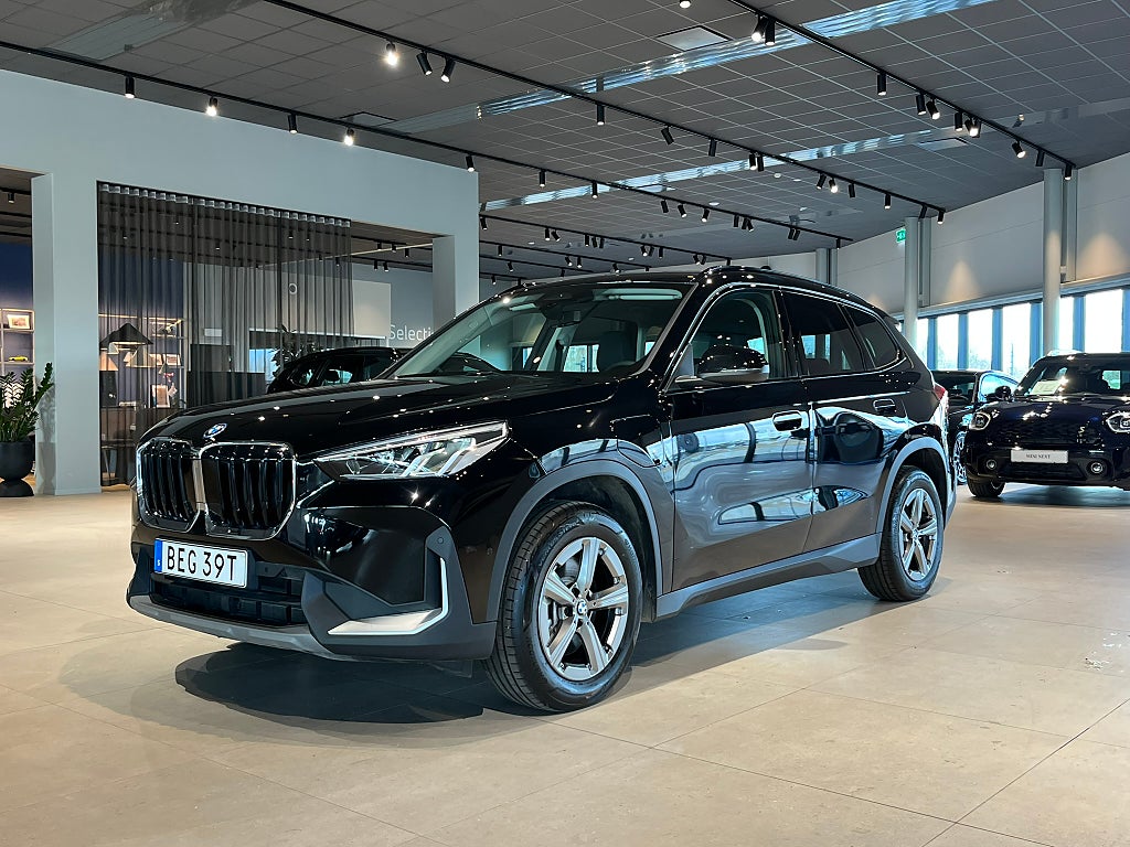 BMW X1 xDrive25e Driving Assistant Plus Rattvärme Dragkrok