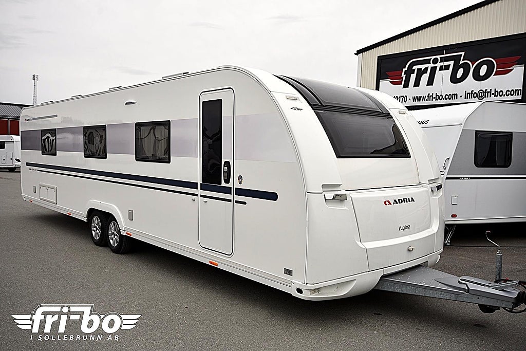 Adria 903 HT Alpina, Barnkammare