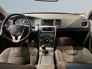 Volvo V60 D4 Momentum Dvärm/Ledramp/Dragkrok/Psens/SoV – bild 8