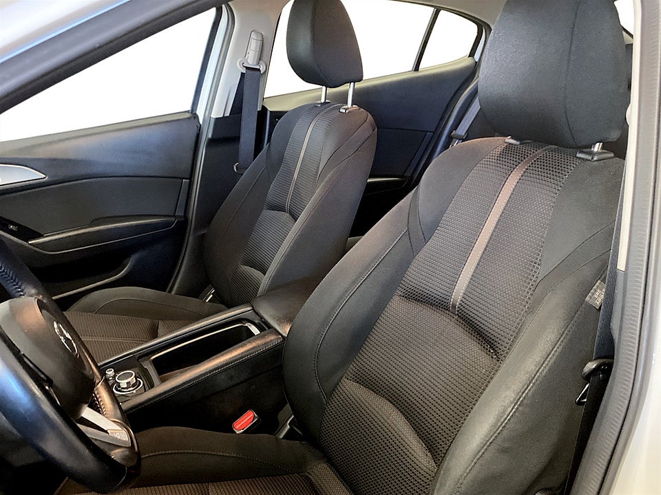 Bild på Mazda 3 Sport 2.0 SKYACTIV-G 120hk KEYLESS