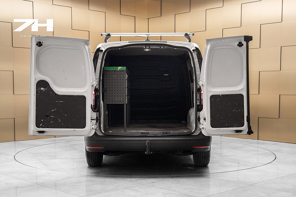 Volkswagen Caddy Cargo Maxi 2.0 TDI / Dragkrok / Farthållare / Carplay
