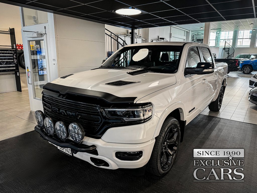 Dodge RAM Limited Night  5.7L V8 Extraljus / Vinterhjul