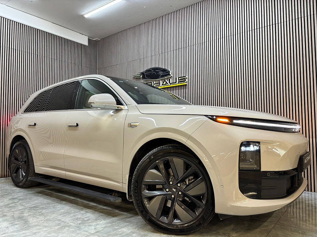 Li Auto L6 Pro Premium Hybrid HuD Panorama Massage Fullutr 1,95% 