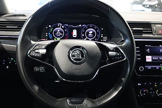 Kombi Skoda Superb 13 av 25