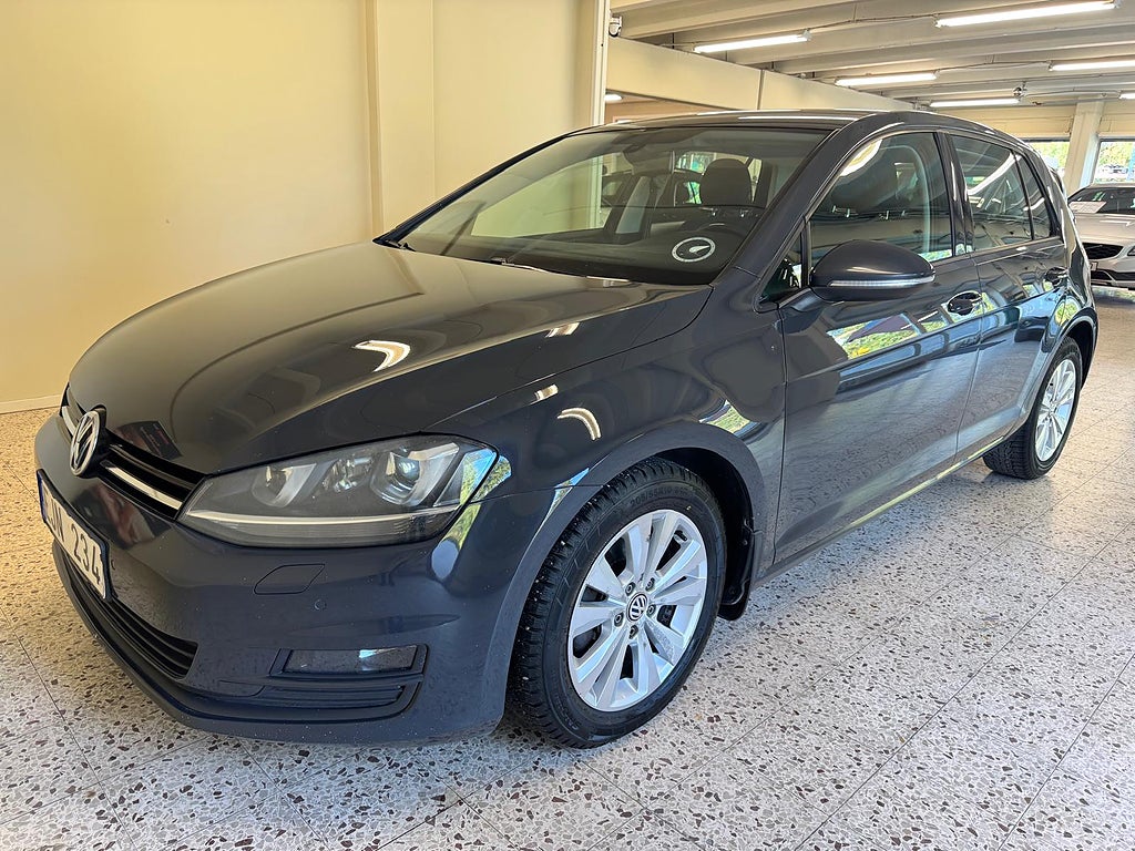 Volkswagen Golf 5-dörrar 1.6 TDI 105hk Masters Värmare