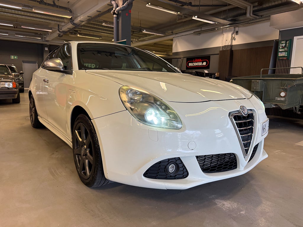 Alfa Romeo Giulietta 2013 - miniatyr 5