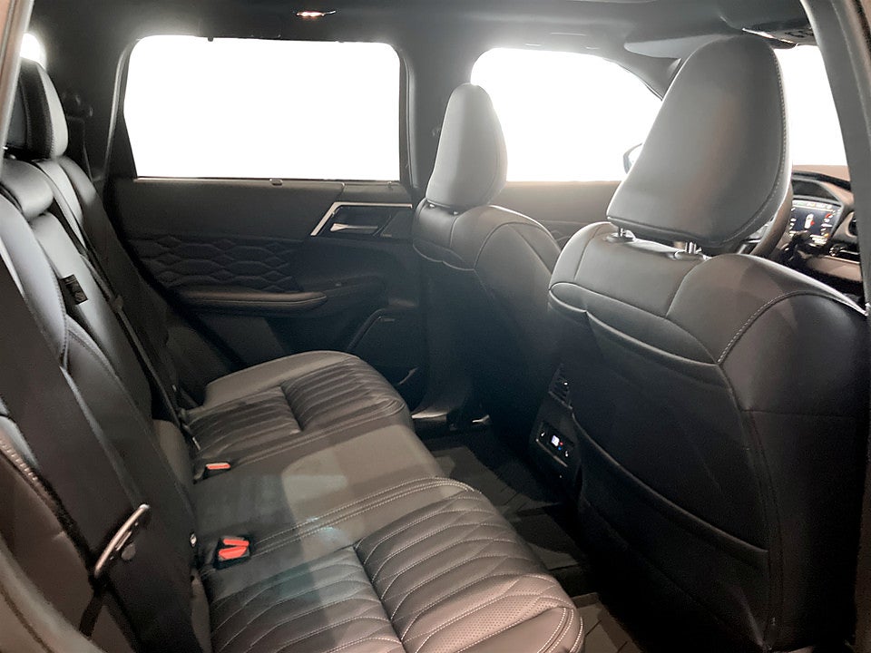 Bild på Mitsubishi Outlander Instyle PHEV 4WD - DEMO