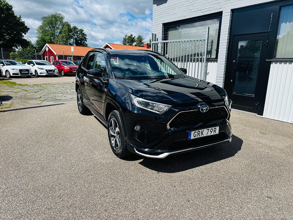 Toyota RAV4 306HK AWD PLUG-IN HYBRID / DRAG / BACKKAMERA