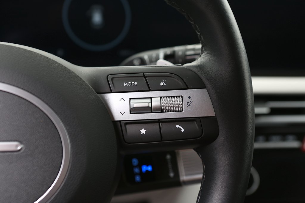 Hyundai Tucson FullHybrid 4WD Essential | Moms 2025