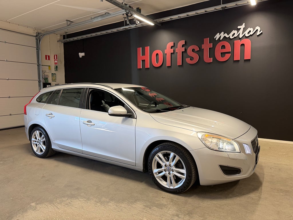 Volvo V60 D4 Momentum 