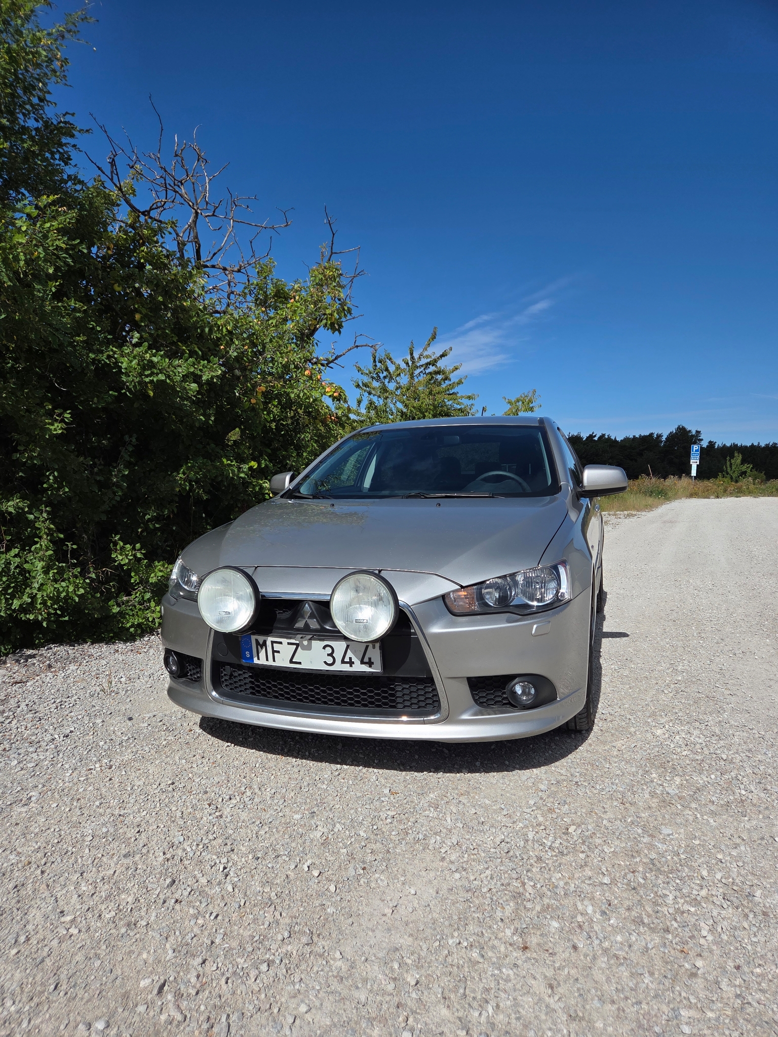Mitsubishi Lancer