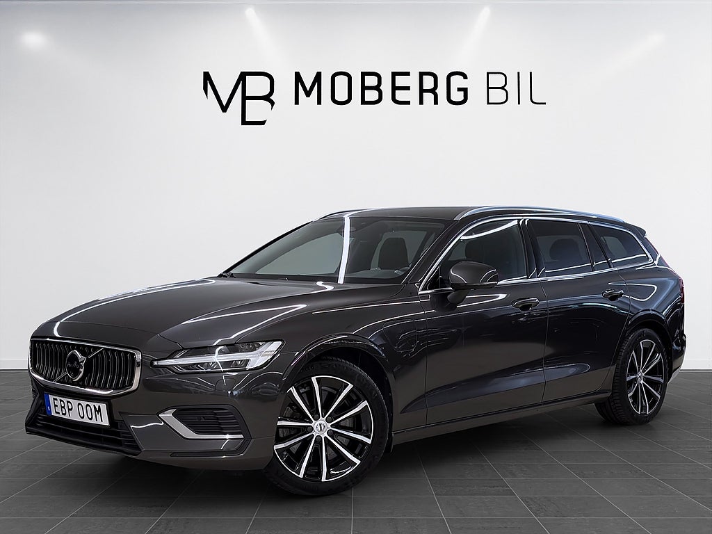 Volvo V60 Recharge T6 AWD 399hk Plus Bright Keyless Navi Drag 360 PDC