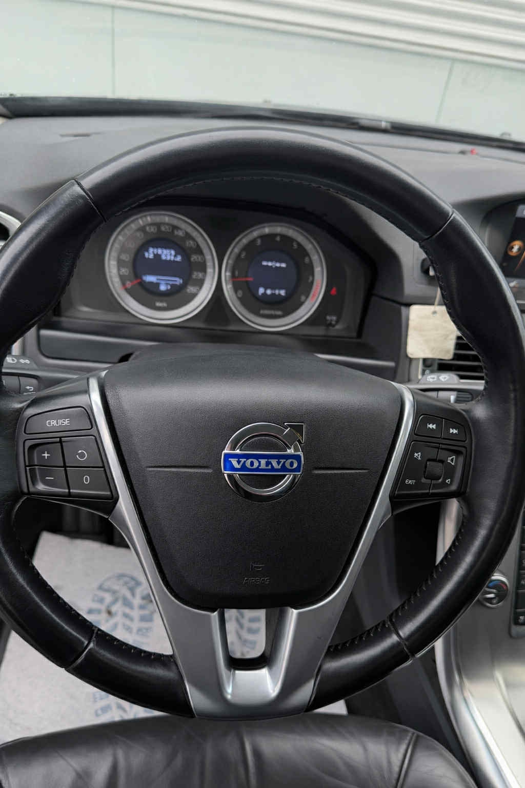 Volvo V70 T4F Powershift Summum Euro 5 2013, photo 7/44