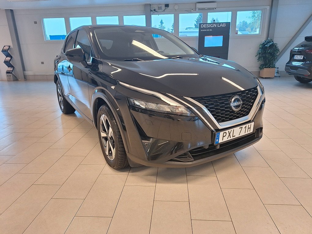 Nissan Qashqai 1.3 DIG-T XTRONIC N-Connecta