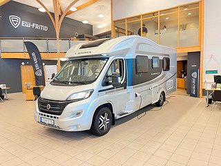 Husbil-halvintegrerad Adria MATRIX 670 SLT 50 Year Edition