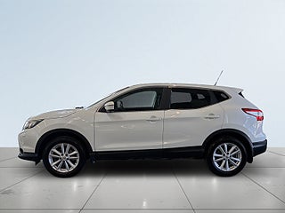 Nissan Qashqai 1.5 dCi S&V-hjul/M&K-värm/360kam/Navi – bild 4