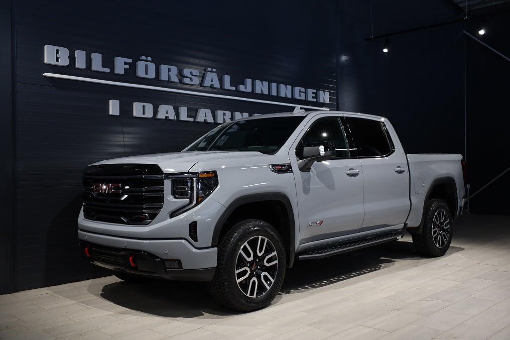 GMC Sierra 1500 Crew Cab AT4 Premium 6.2L V8 4WD 426hk Låg Skatt