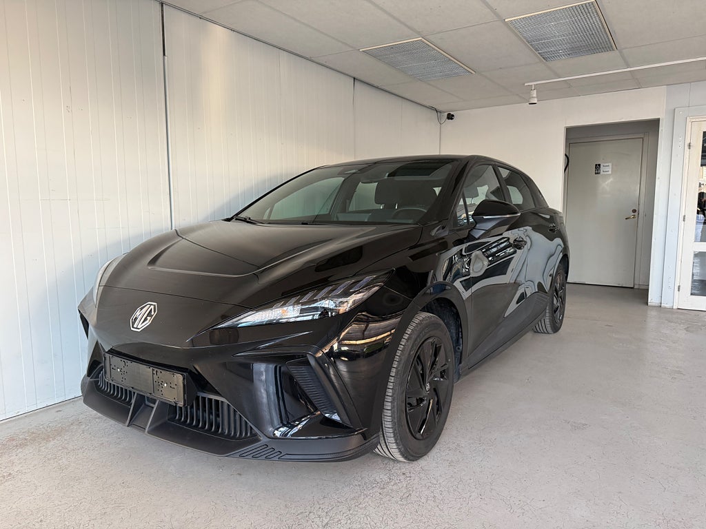 MG 4 Electric Standard Range 51 kWh Standard