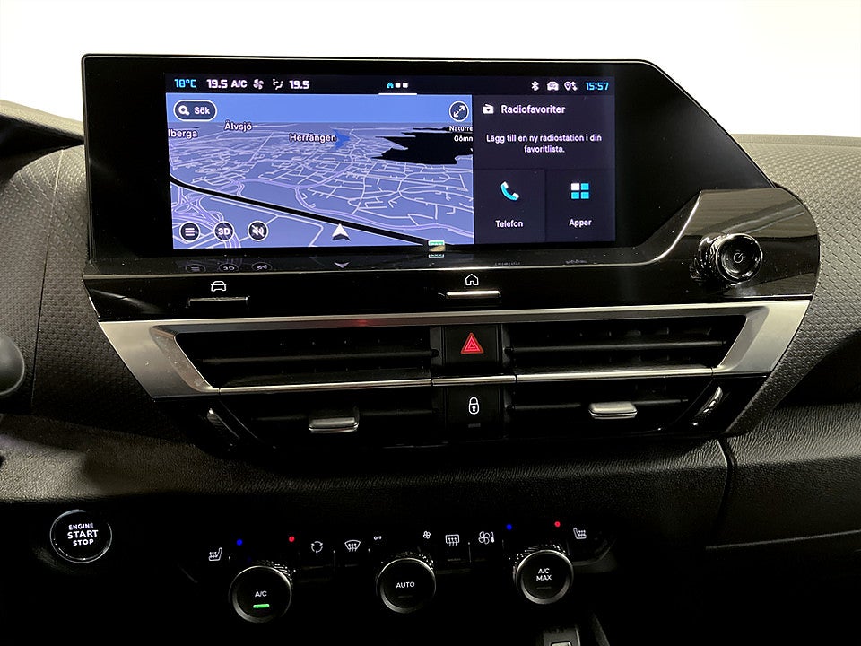 Bild på Citroën C4-X Shine 1.2 PT 130hk Aut B-KAMERA RATTVÄRME