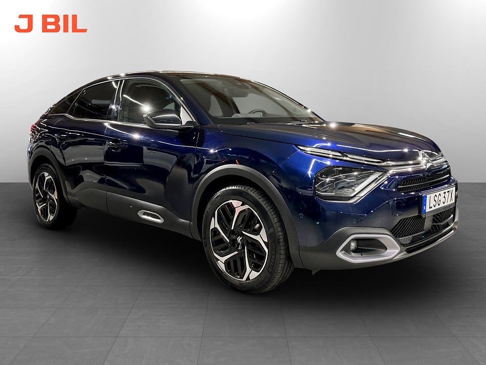 Citroen C4 Shine 1.2 PT 130hk Aut P-SENSORER CARPLAY