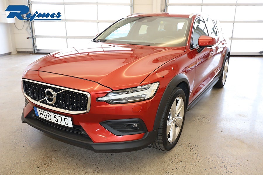 Volvo V60 Cross Country B4 AWD Diesel Adv SE