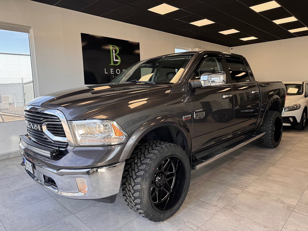 RAM 1500 Crew Cab 5.7 V8 HEMI 4x4 TorqueFlite Euro 6