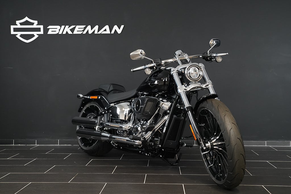 Harley-Davidson FXBR Breakout 117" 