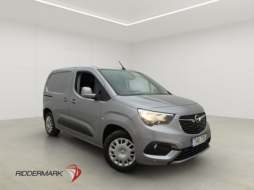 Opel Combo Cargo Ny-Kamrem PDC 3-Sits CARPLAY Moms