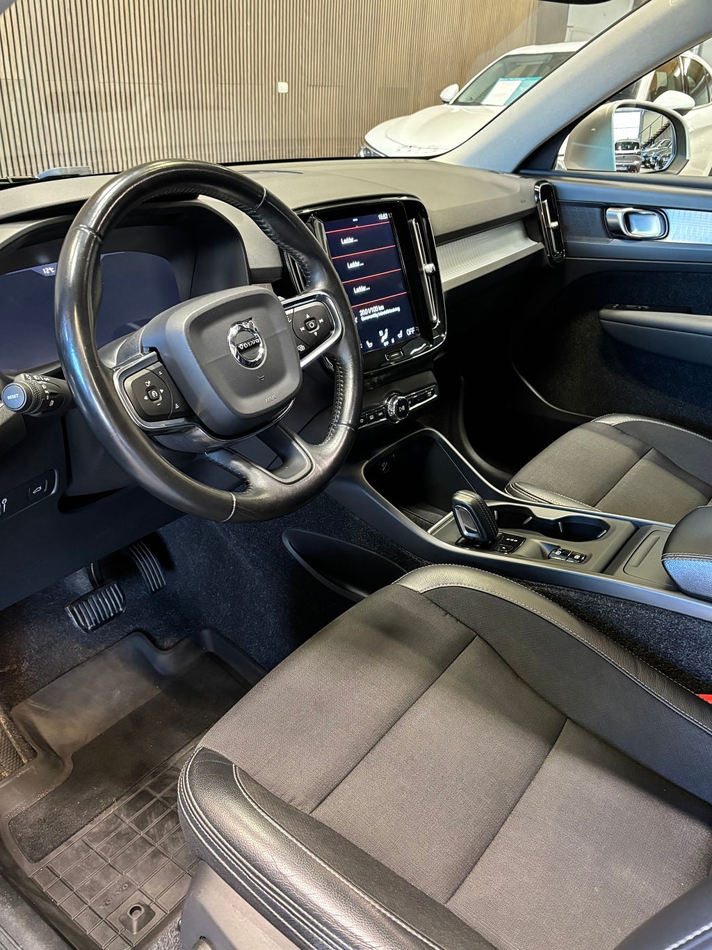 Volvo XC40 D3 Geartronic Momentum Pro