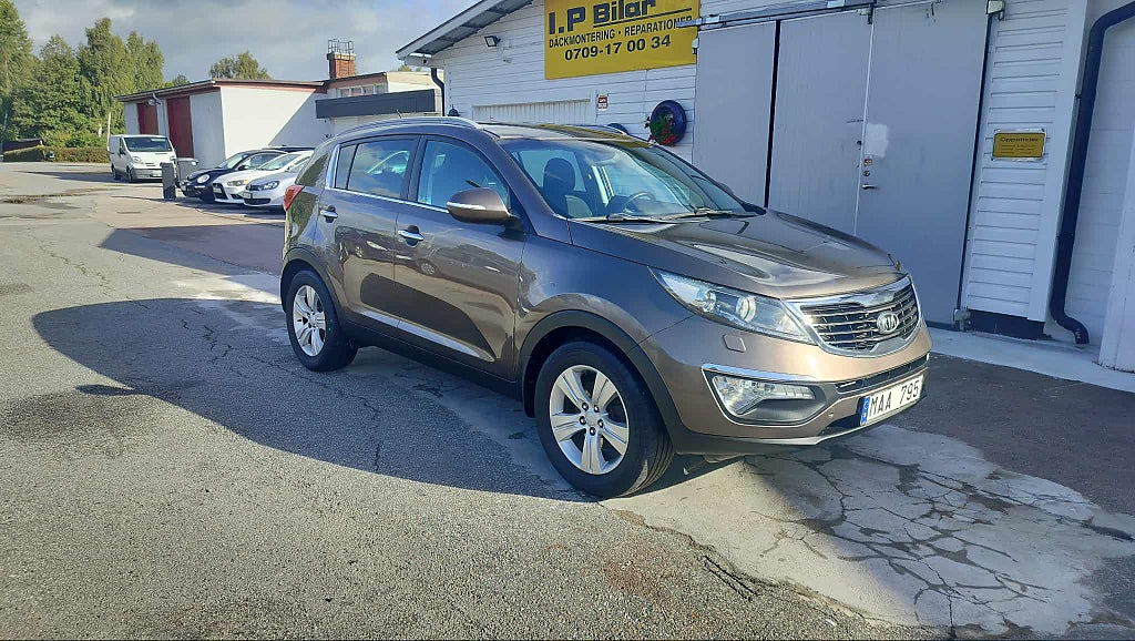 Kia Sportage 1.7 CRDi EX Euro 5, ny servad, jättefin som ny
