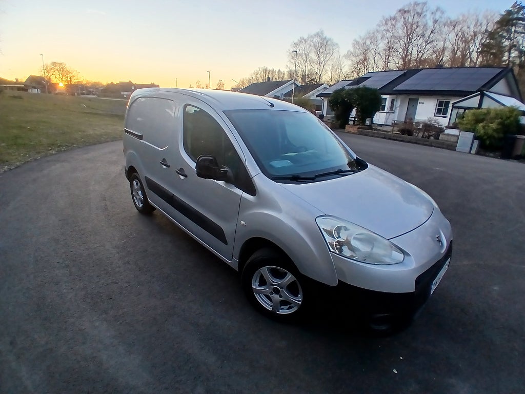 Peugeot Partner Skåpbil 1.6 HDi 