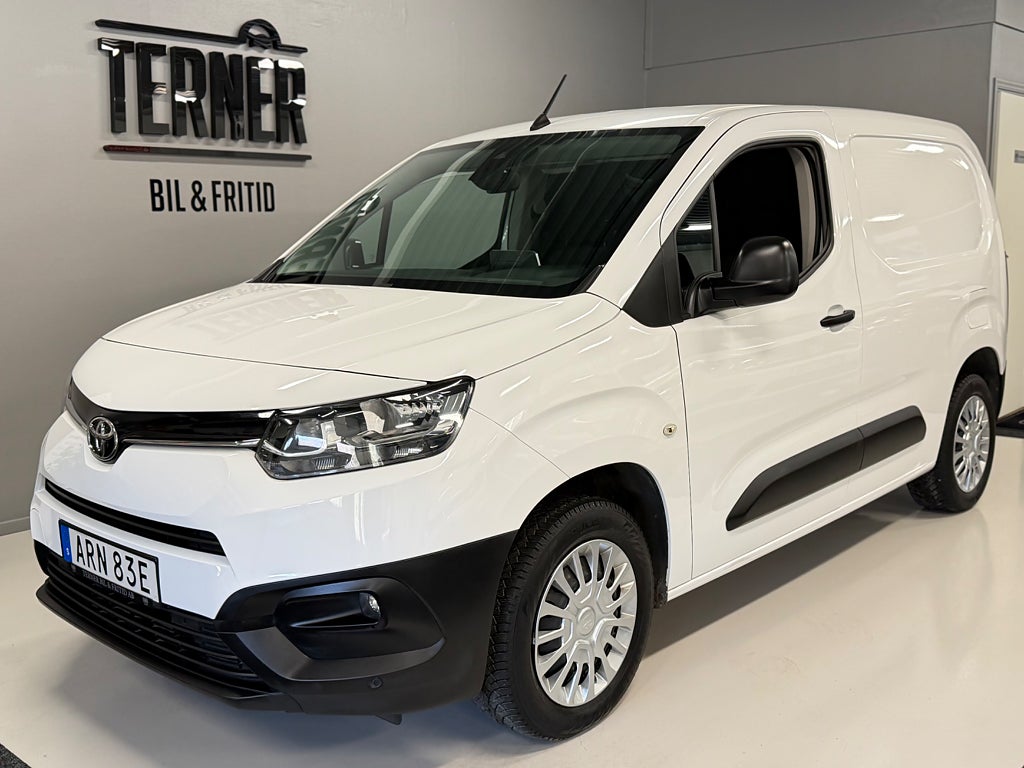 Toyota ProAce City 1.5D Aut/Värmare 130hk
