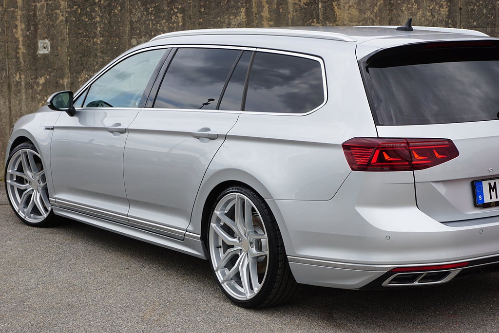 Volkswagen Passat 2.0 TDI 4Motion R-Line|Eibach|20”|Drag|B-Kamera|Värmare