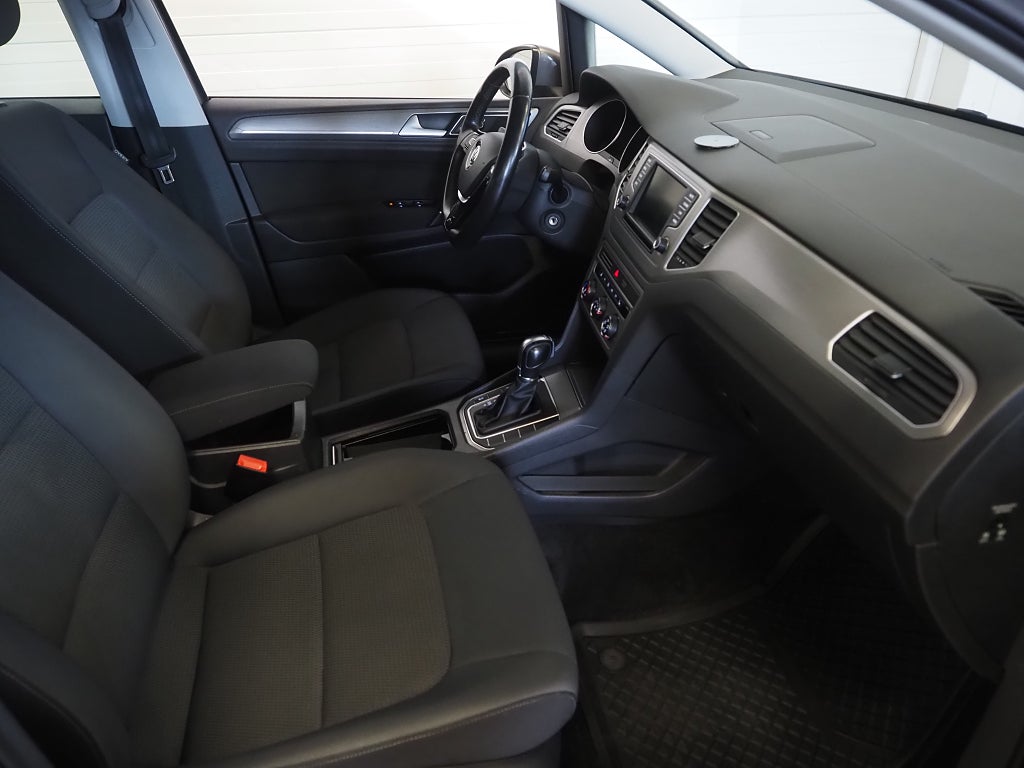 Volkswagen Golf Sportsvan 1.2 TSI BMT Base 110hk | Backkamera | Drag | 2016
