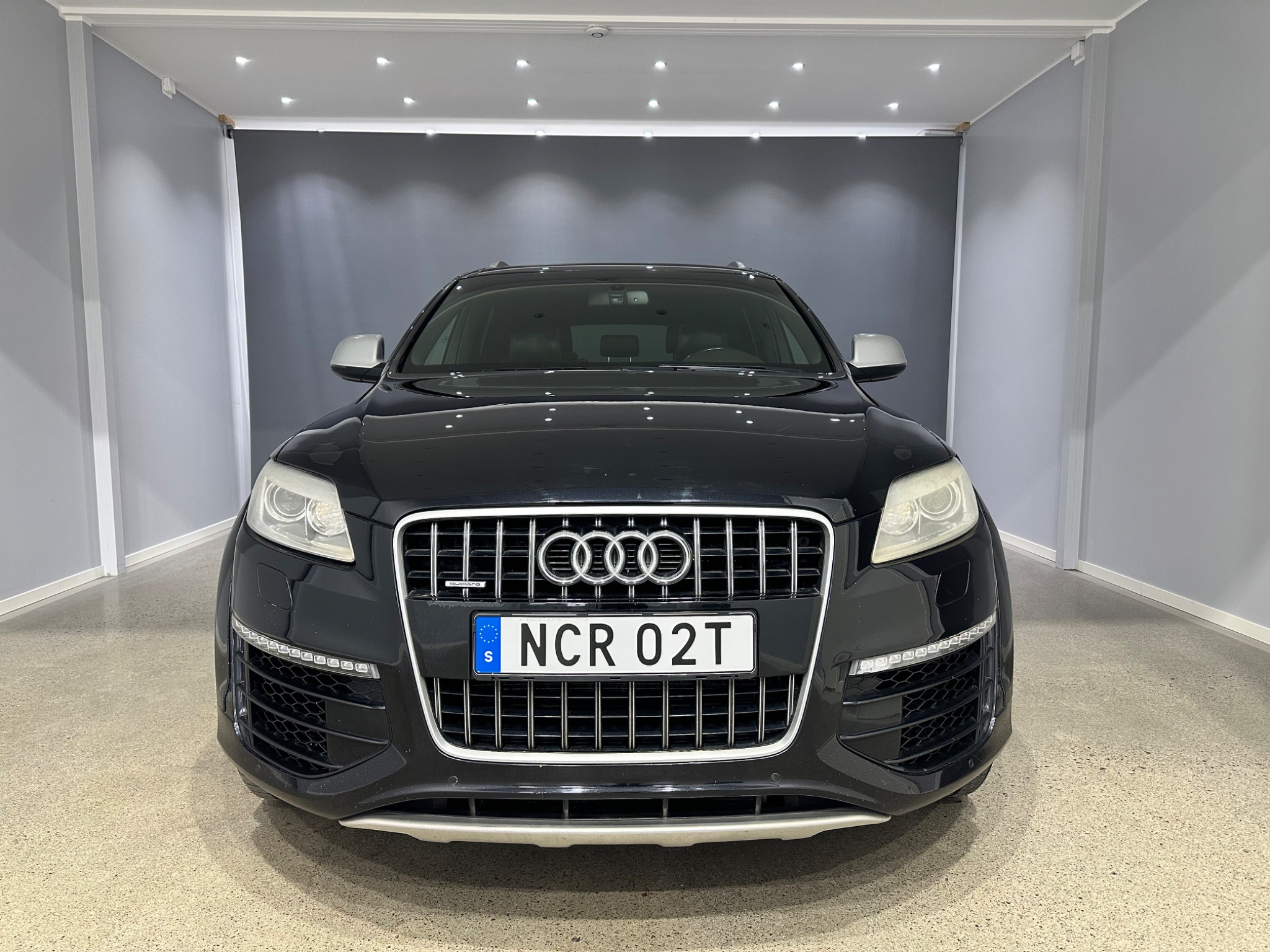 Audi Q7 V12 2012, bild 2/44