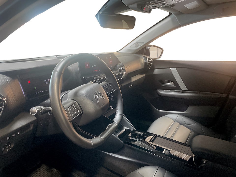 Bild på Citroën C4 Shine Exclusive 1.2 PT 155hk Aut BLUETOOTH