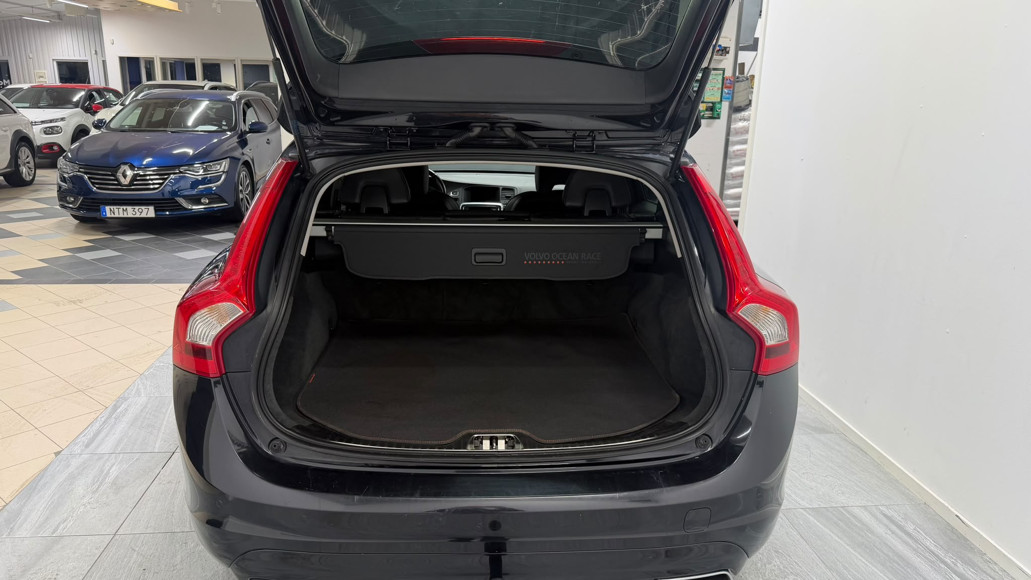 Volvo V60 D4 Ocean Race Business Edition 2015, bild 7/10