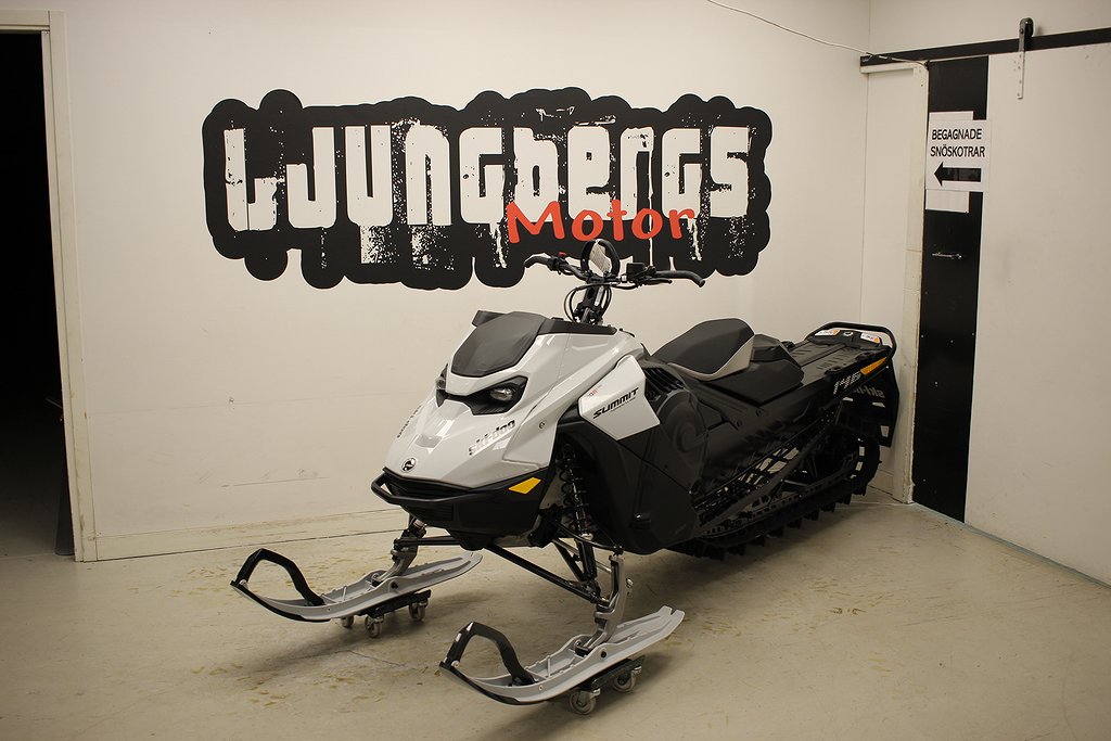 Ski-Doo Summit Adrenaline 600R E-tec 146" 2025 *KAMPANJ 