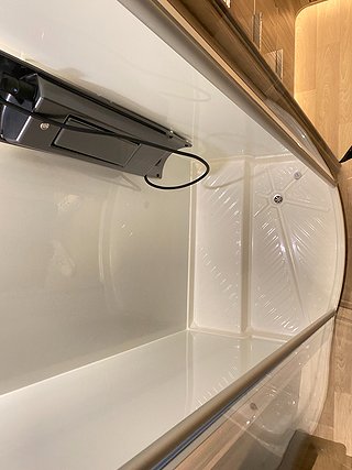 Husbil-integrerad Kabe TMI 860 Imperial LGB 34 av 52