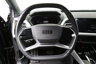 SUV Audi Q4 E-Tron 16 av 26
