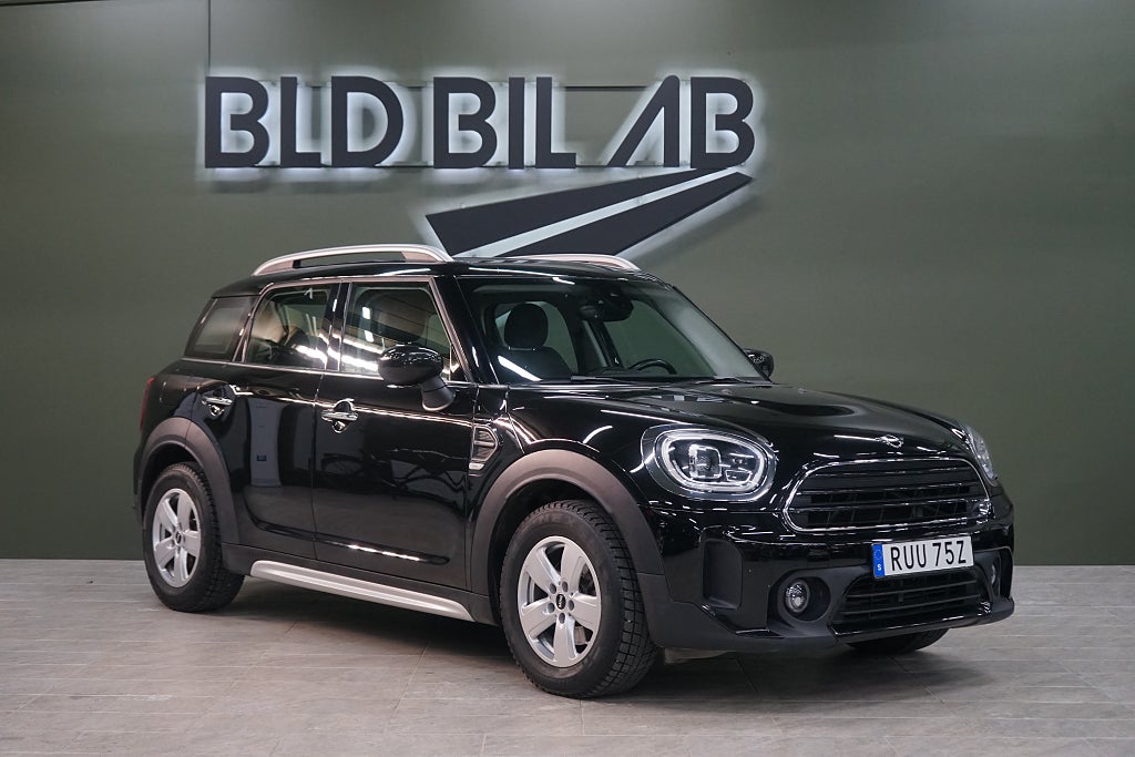 MINI Countryman Cooper Steptronic NAVI Comfort Plus NYSERV MOMS 136HK