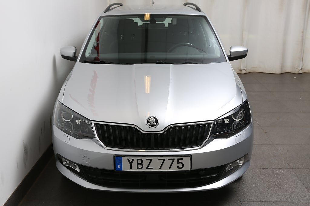 Skoda Fabia 1,2 TSI 90hk Style Kombi Motorvärmare 2016