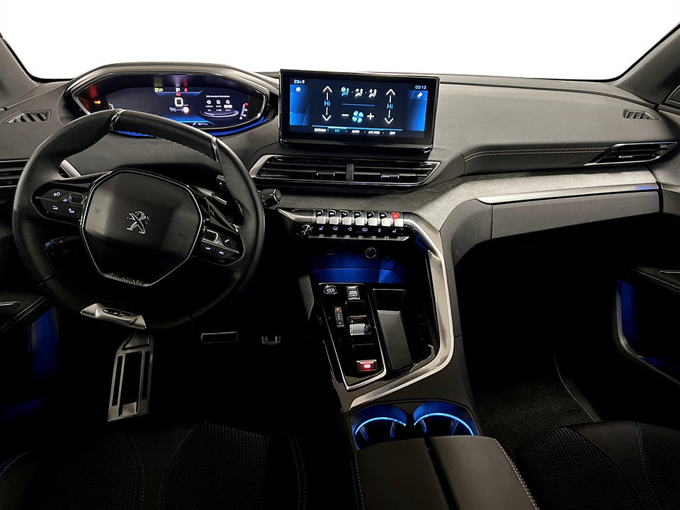 Bild på Peugeot 5008 GT Black pack 1.2 PT 130hk Aut 7-SITS B-KAMERA NAVI