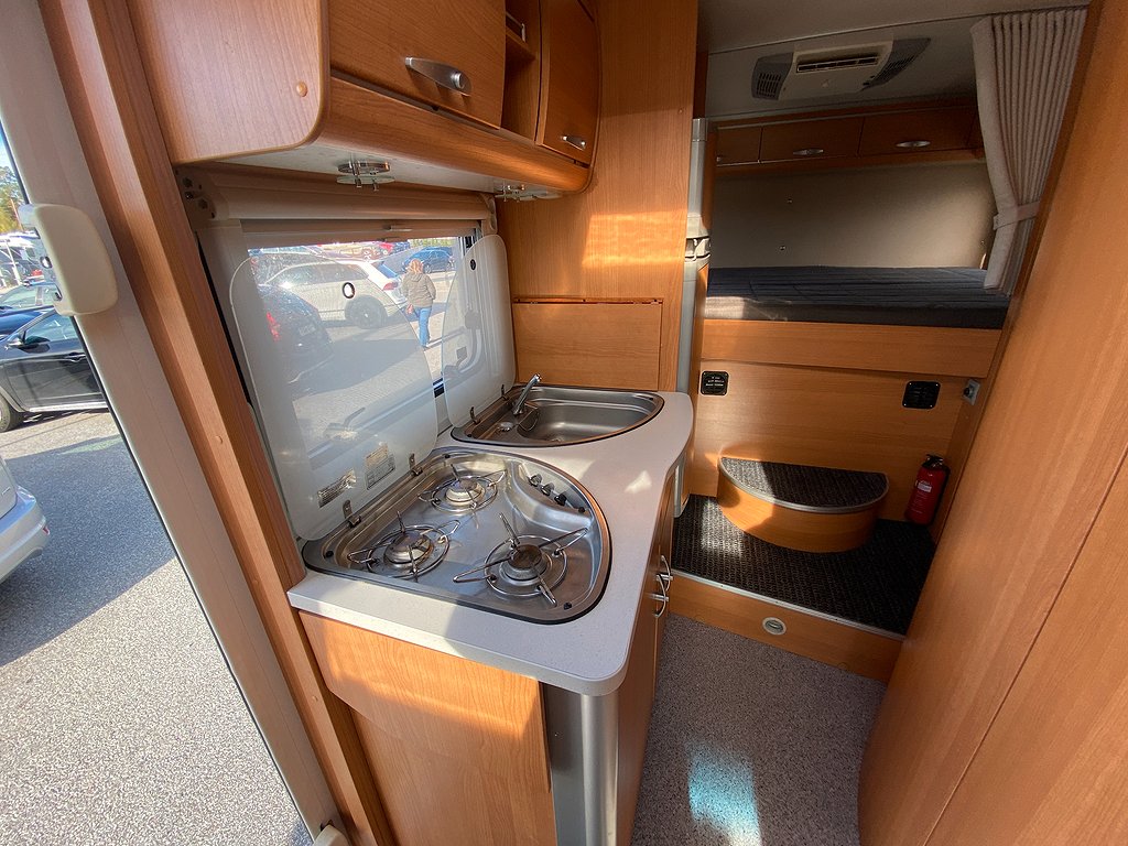 Knaus Sport TI 650 MG / AC bodel / Solcell / B-körkort - Knaus