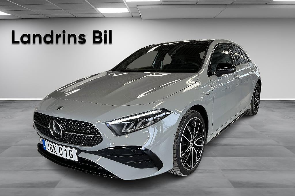 Mercedes-Benz A 250 e AMG-Line Advanced Plus / Nightpackage / MOMS