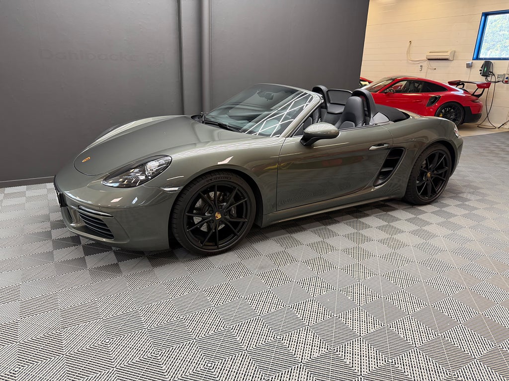 Porsche 718 Boxster 300hk 