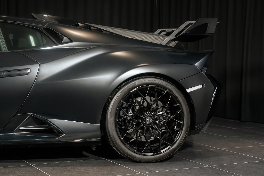 Gallery image 13 of 16