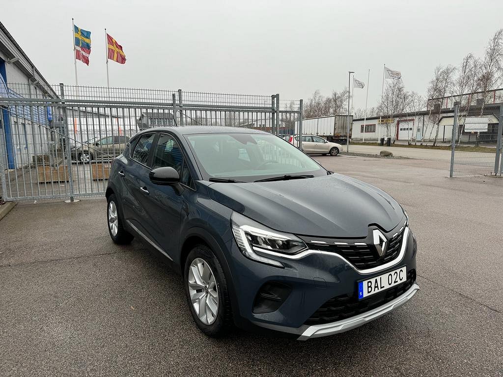 Renault Captur 1.0 TCe Euro 6 Navi/Sensorer/OBS LÅGA MIL!!!