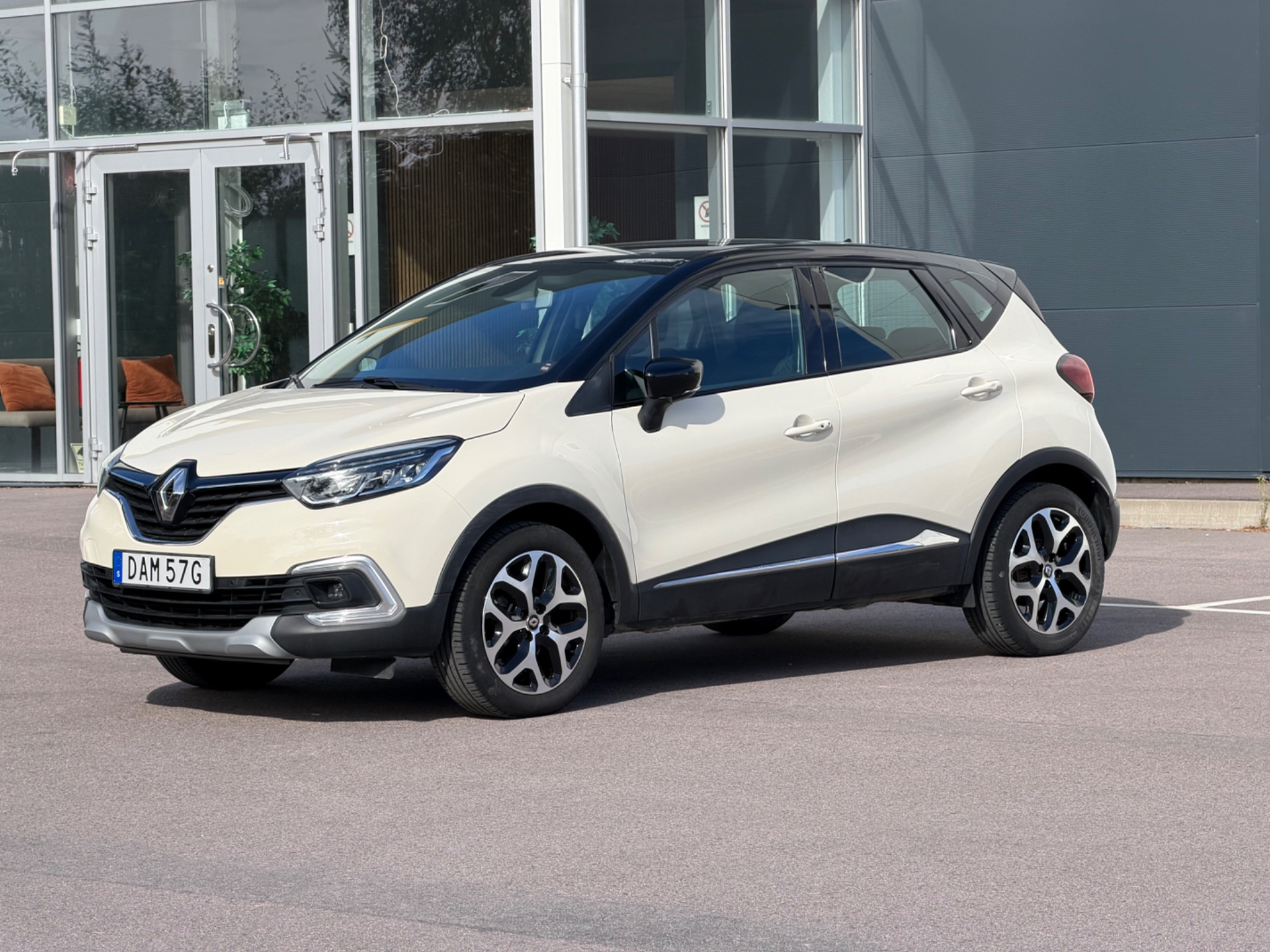 Renault Captur 2020, kuva 4/10
